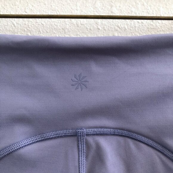 ATHLETA Ultimate Stash Pocket Capri Size Medium - Picture 5 of 10